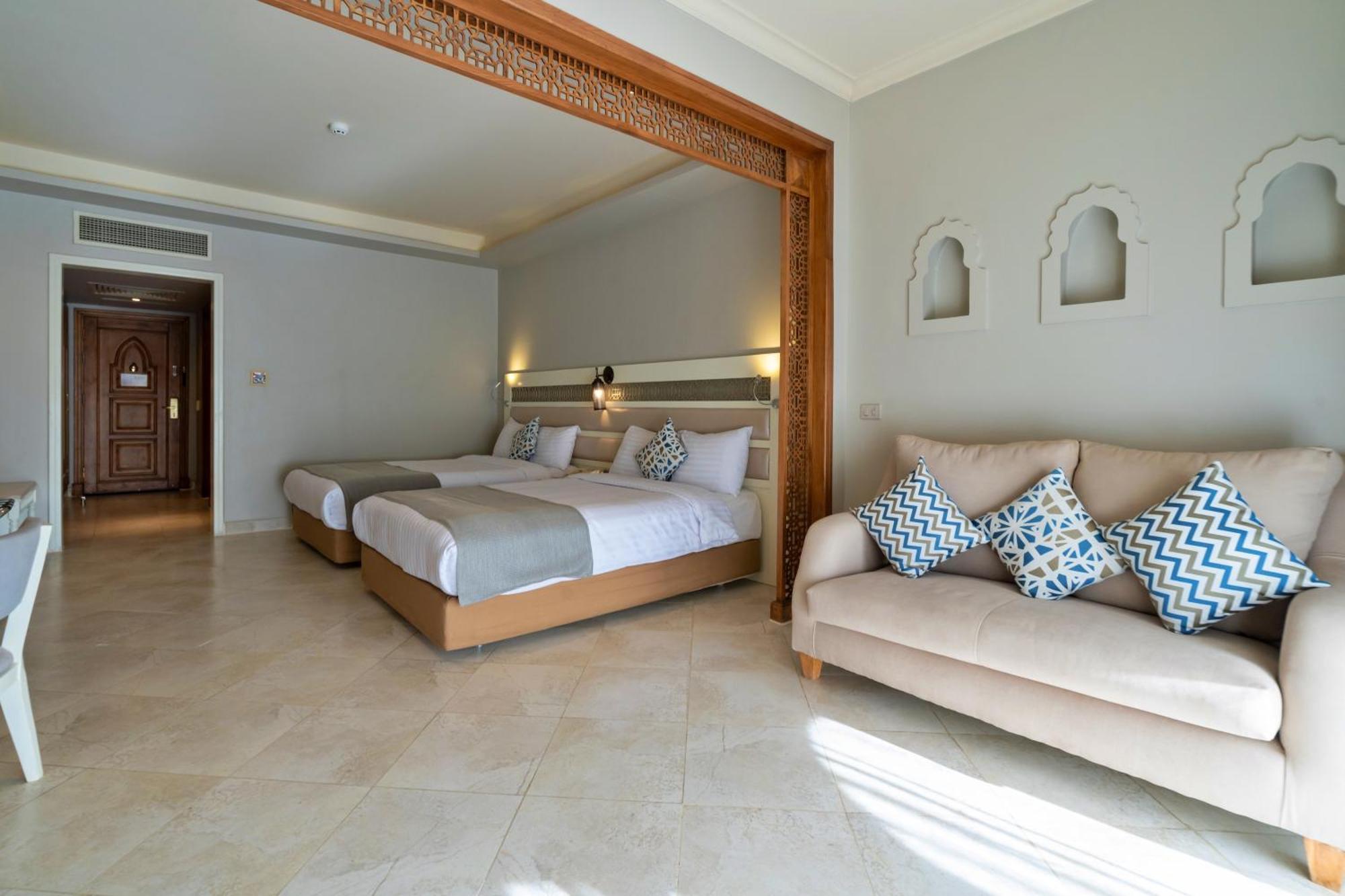Sunrise Arabian Beach Resort Sharm El-Sheikh Exterior foto Deluxe room